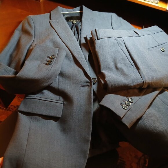 BANANA REPUBLIC SUIT Blue Wool Blend Size 0 Regular NWOT - Picture 8 of 13